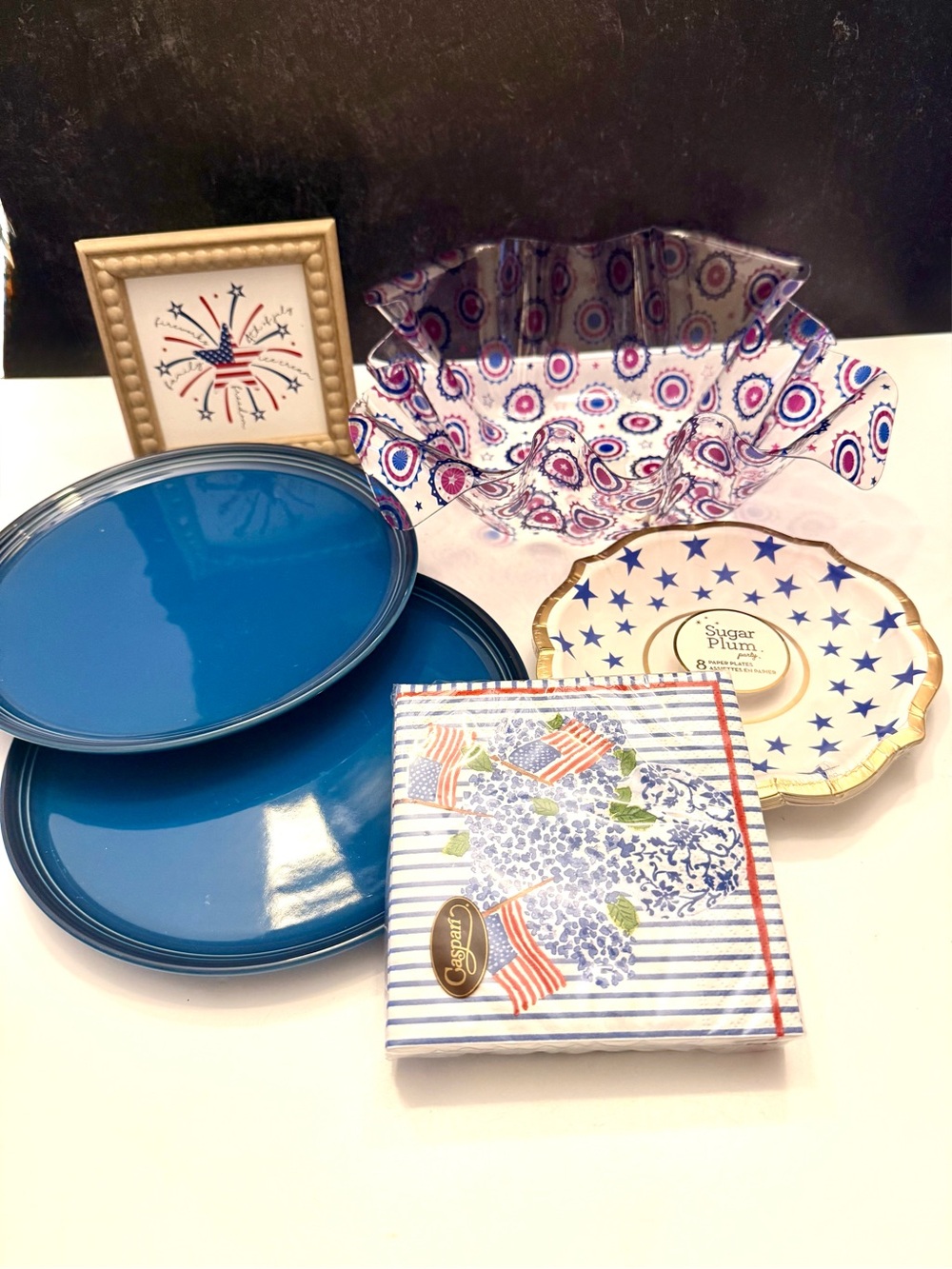 Celebrate July 4th just you and your SO in style with LeCreuset!